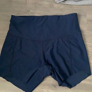 Athletic bike shorts